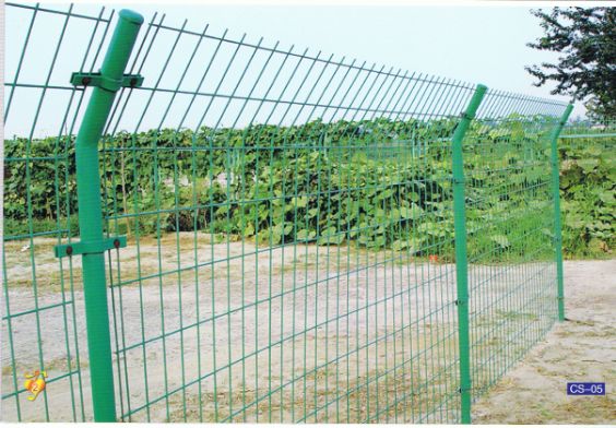 护栏网长沙隔离栅湖南公路防护网