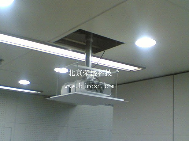 北京杆式投影机电动吊架，投影机升降架，北京投影机升降杆