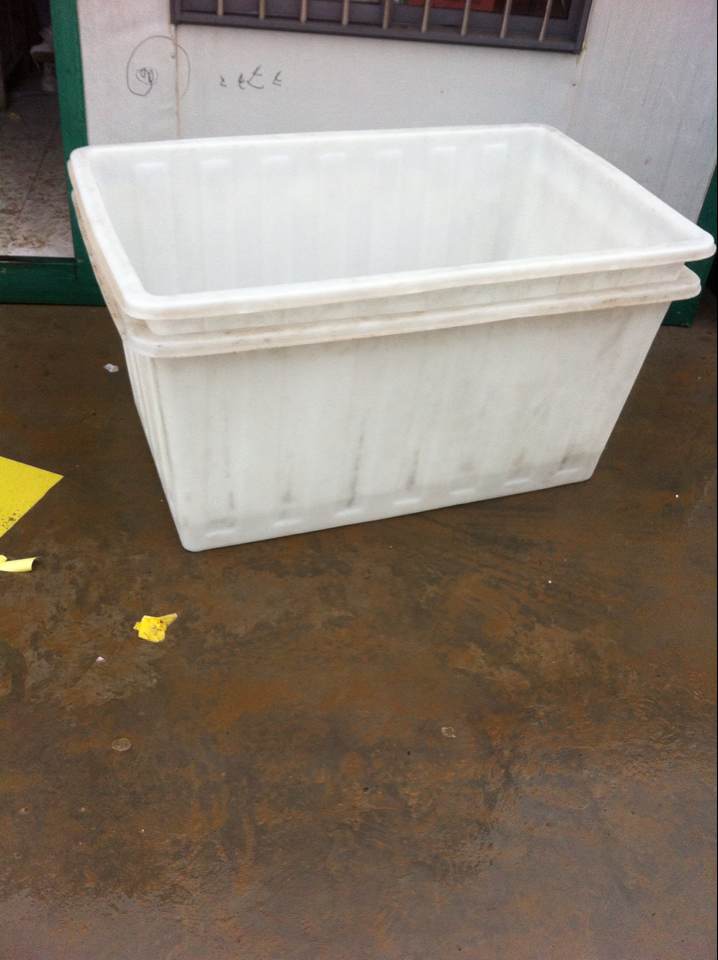 供应河南塑料方箱