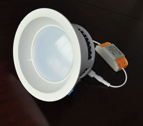 防眩光LED筒灯6寸18瓦LED嵌入式照明灯具