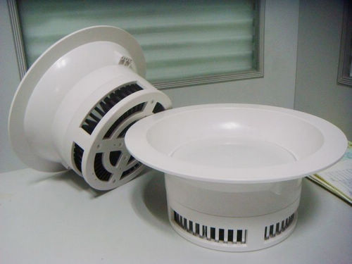 防眩光LED筒灯8寸24瓦LED嵌入式照明灯具