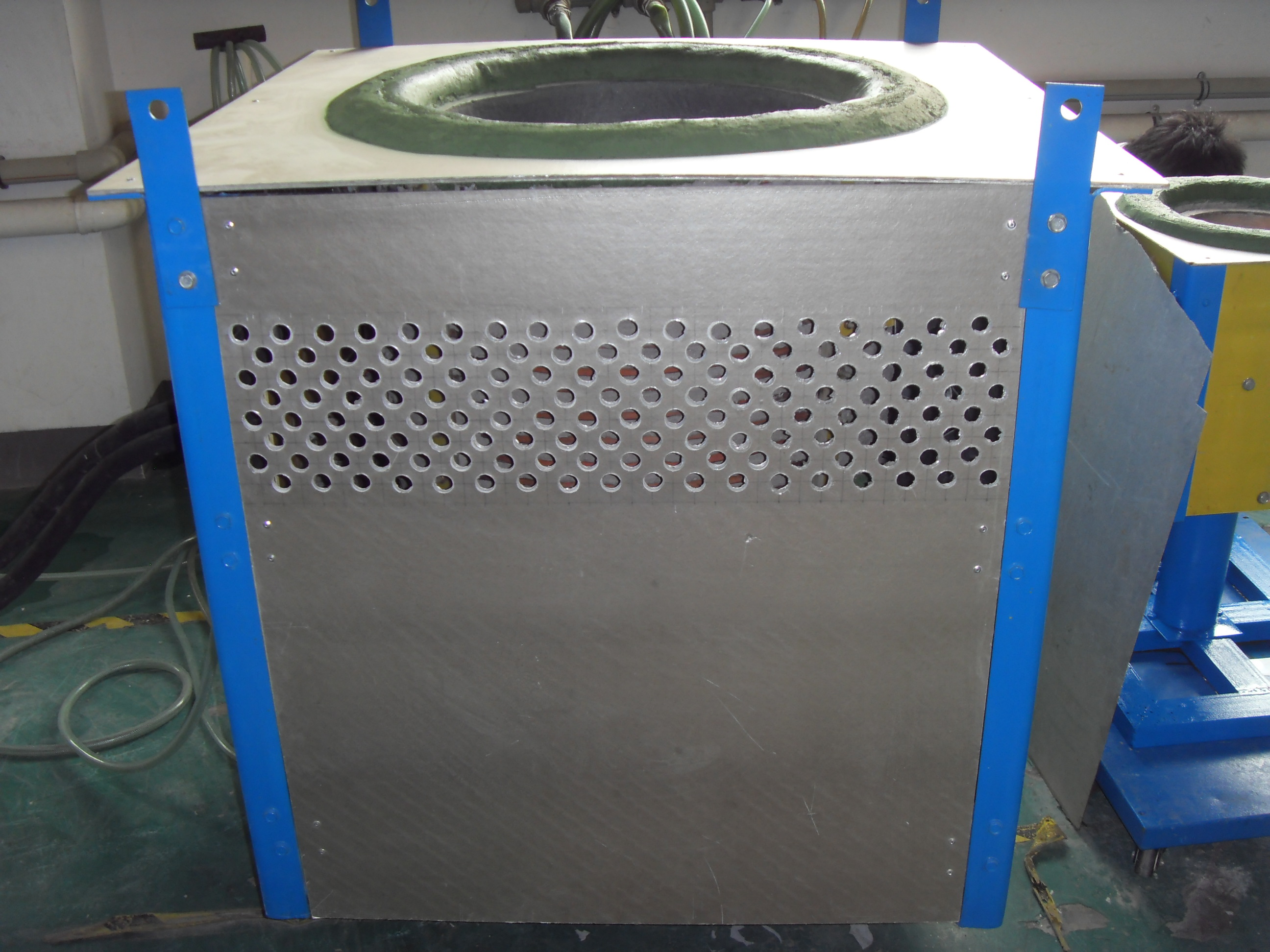 无锡中频熔炼炉 熔炼50公斤金 银 铜的炉子_工业电炉