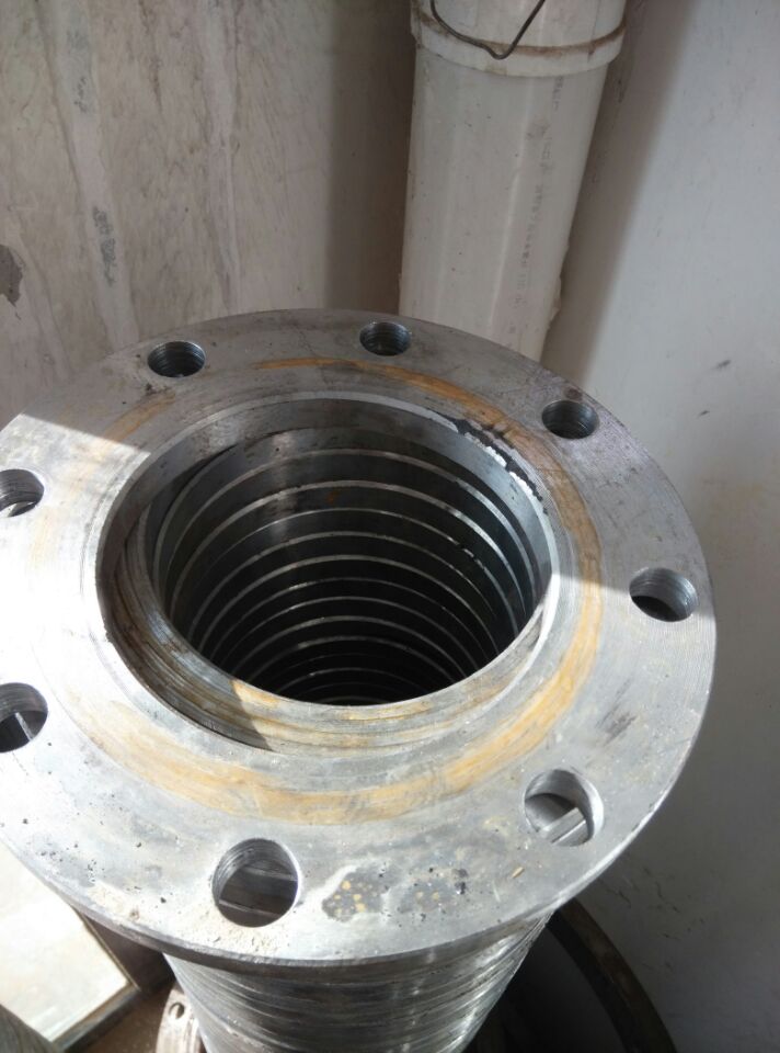 焊接法兰的外表知识