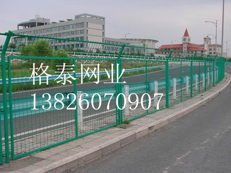 广州公路护栏网 小区围栏网 工地围挡