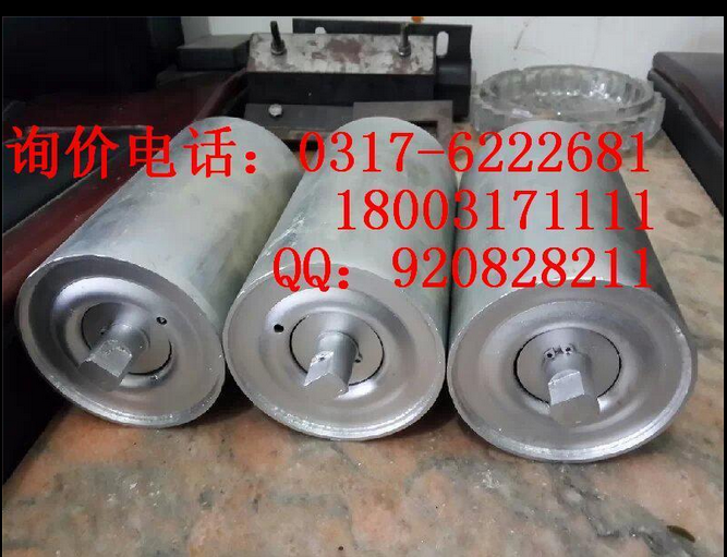 镀锌托辊 镀锌托辊支架 厂家镀锌托辊出口