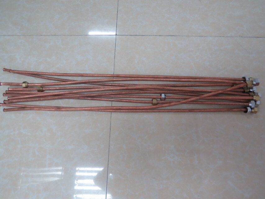 8厘铜油管 带两边螺丝扣  15元/条 70-80厘米长
