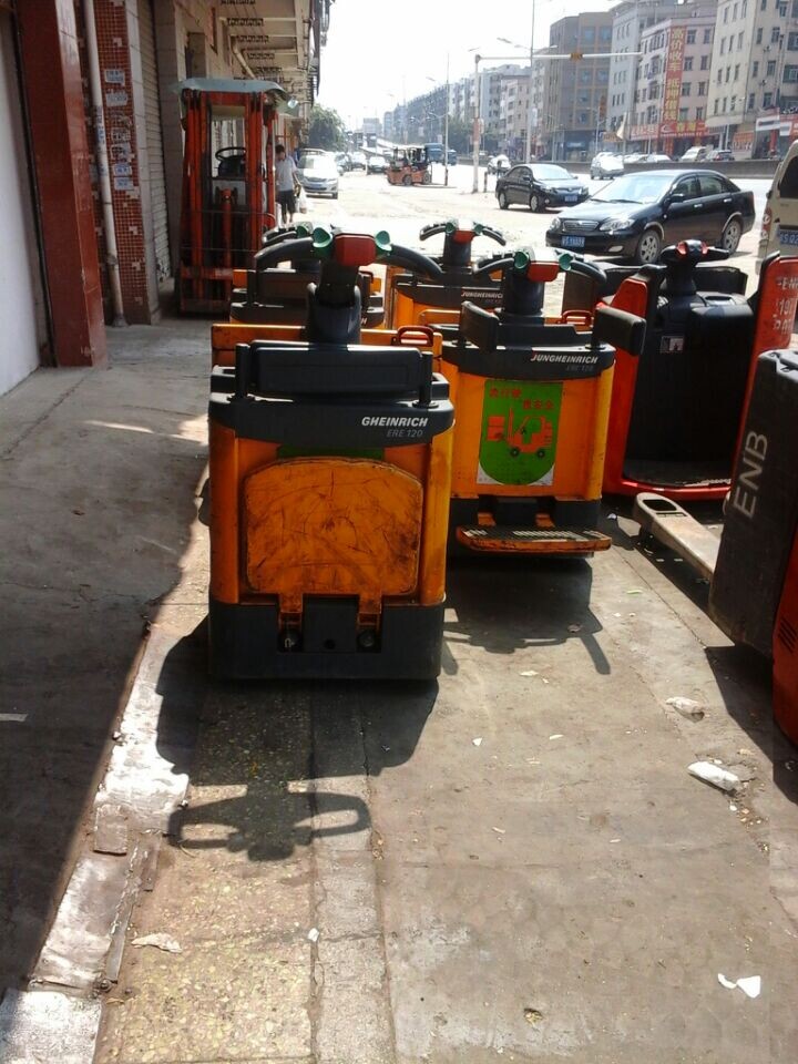 二手永恒力托盘堆高车