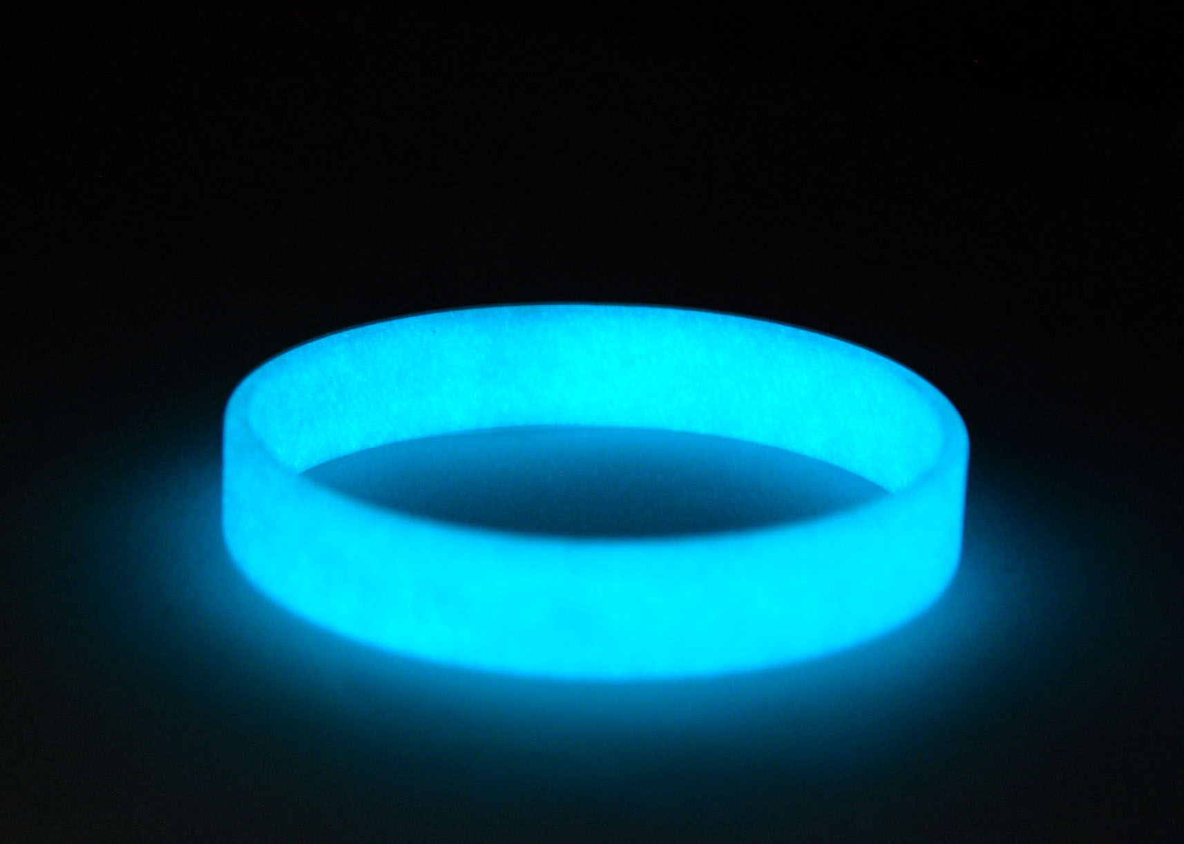 硅胶夜光手环，发光手环，荧光手环