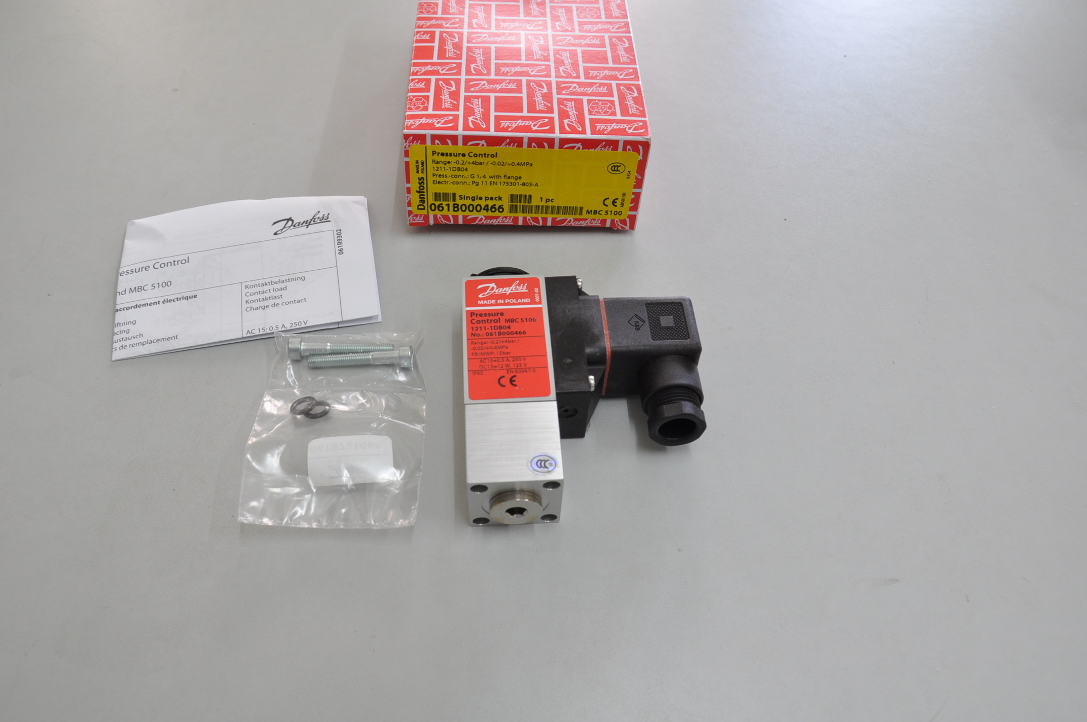 Danfoss MBC5100压力开关 061B000466 -0.2-4bar G1/4