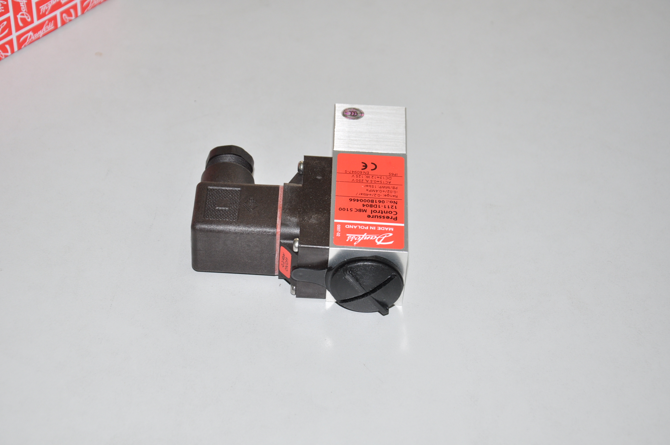 Danfoss MBC5100压力开关 061B100366 10-100bar G1/4